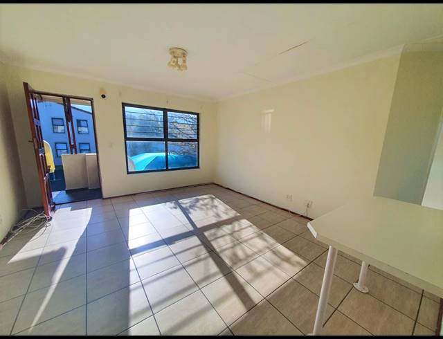 2 BEDROOM APARTMENT FOR SALE IN PAROW NORTH